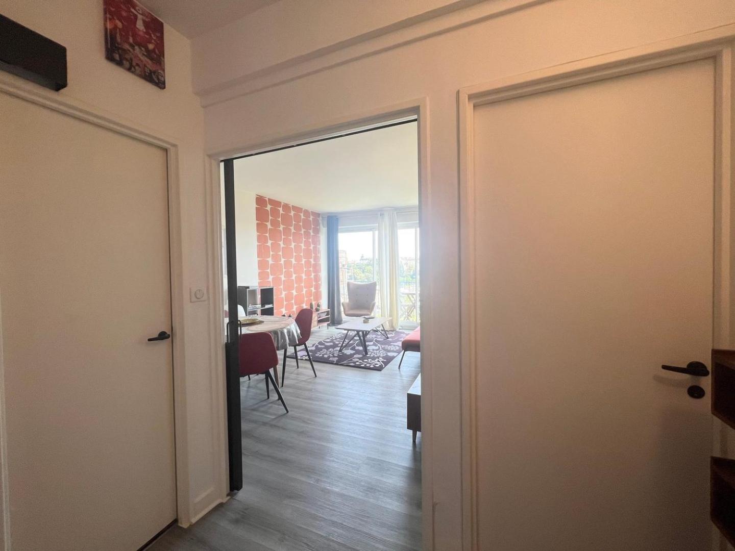 Le Retro - Splendide Appartement Poitiers Eksteriør billede